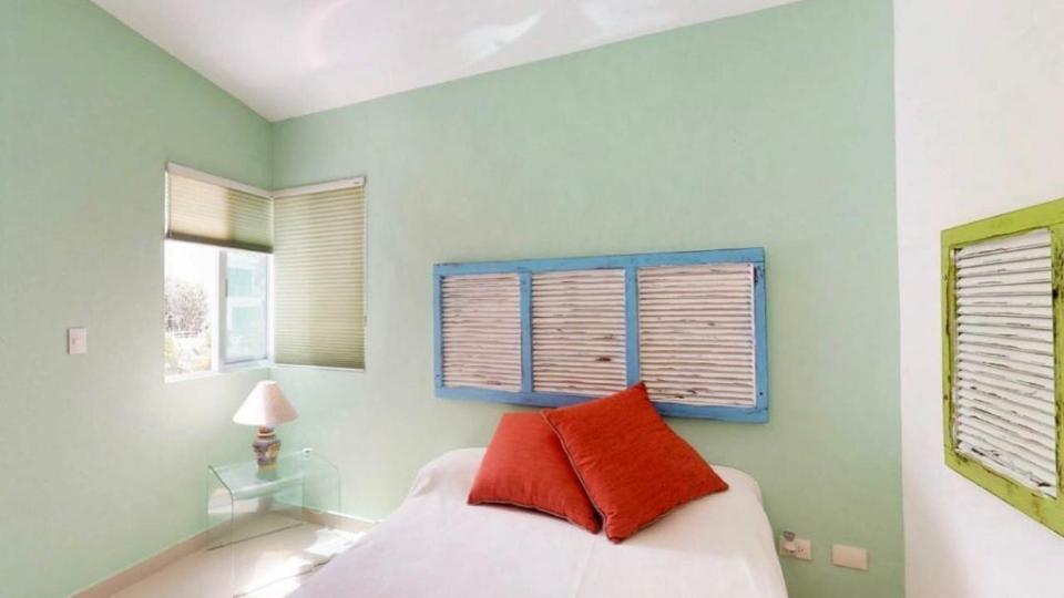 Casa Rioja Playacar Bed & Breakfast *