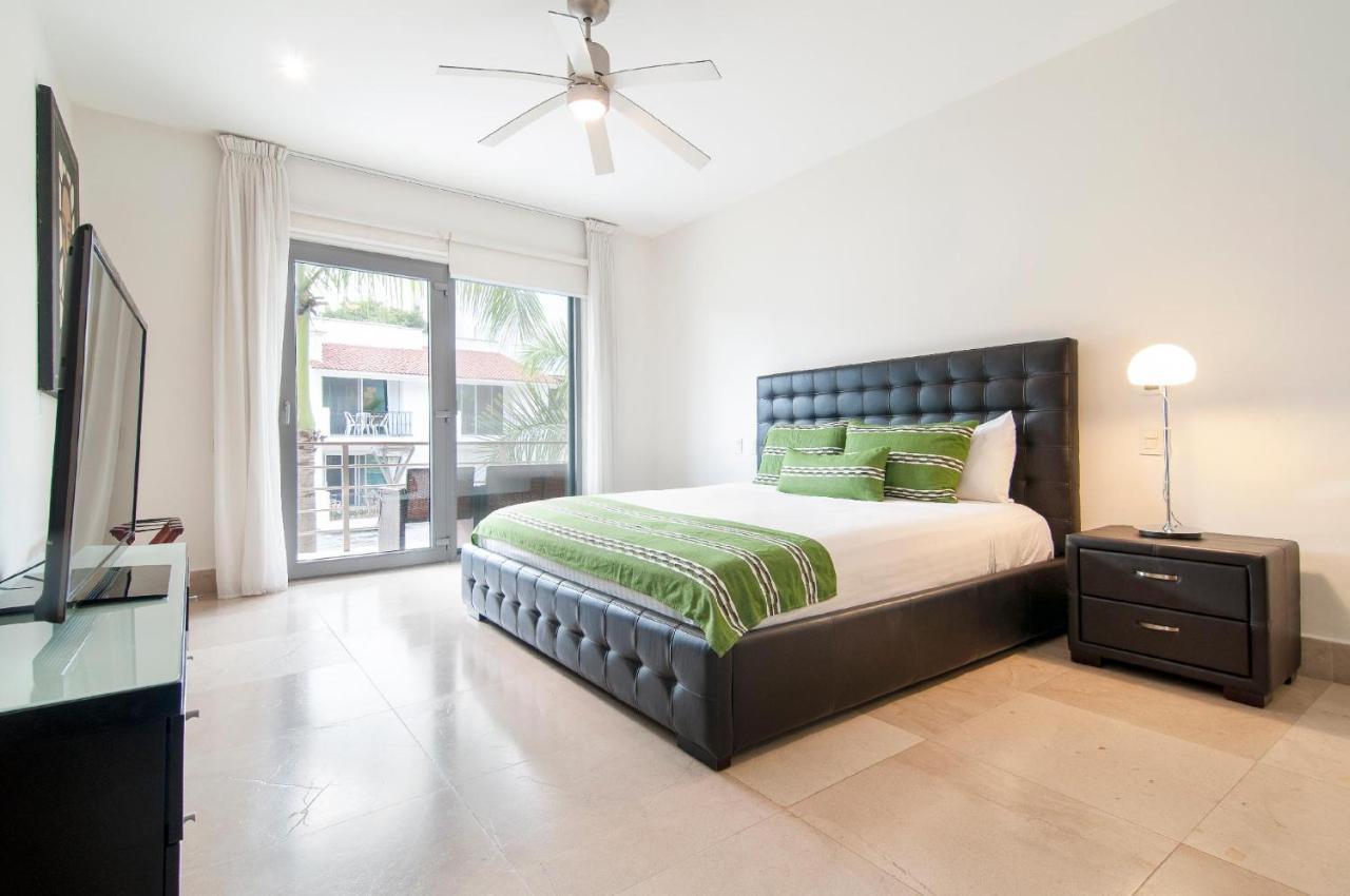 Căn hộ Luxurious & In Playa Steps From The