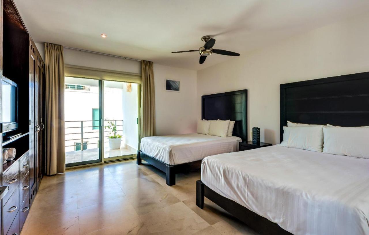 Luxurious & In Playa Steps From The * Playa del Carmen