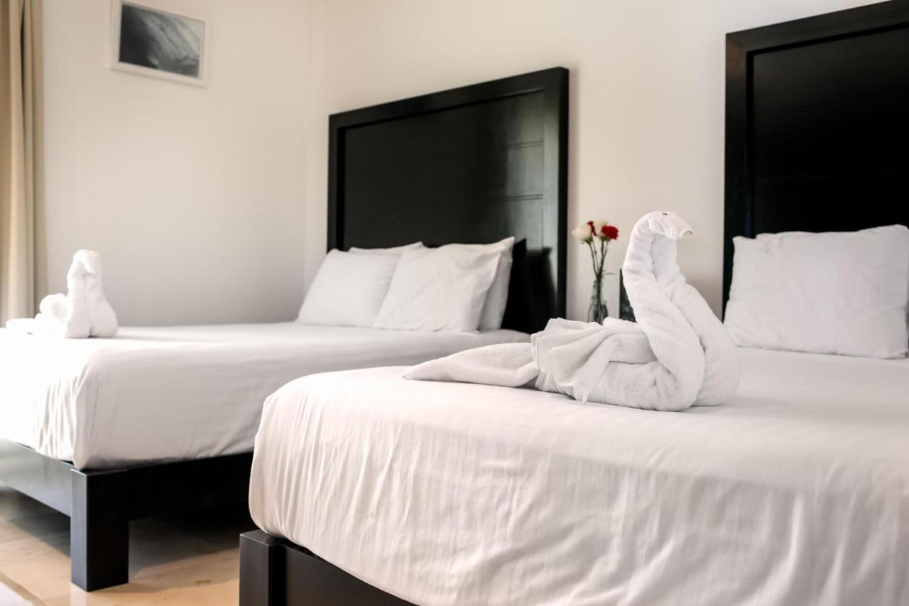 Căn hộ Luxurious & In Playa Steps From The *