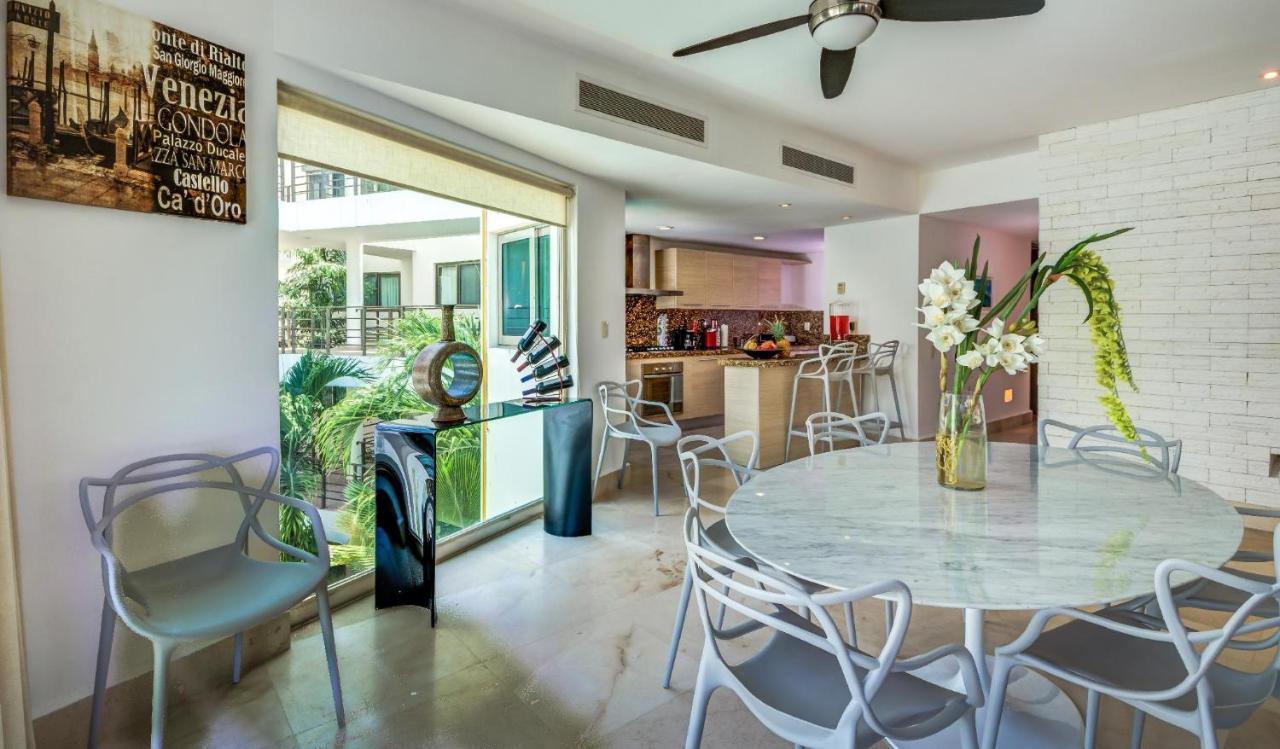 Căn hộ Luxurious & In Playa Steps From The