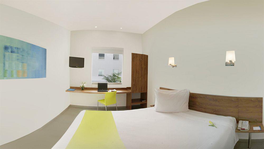 Khách sạn One 3*