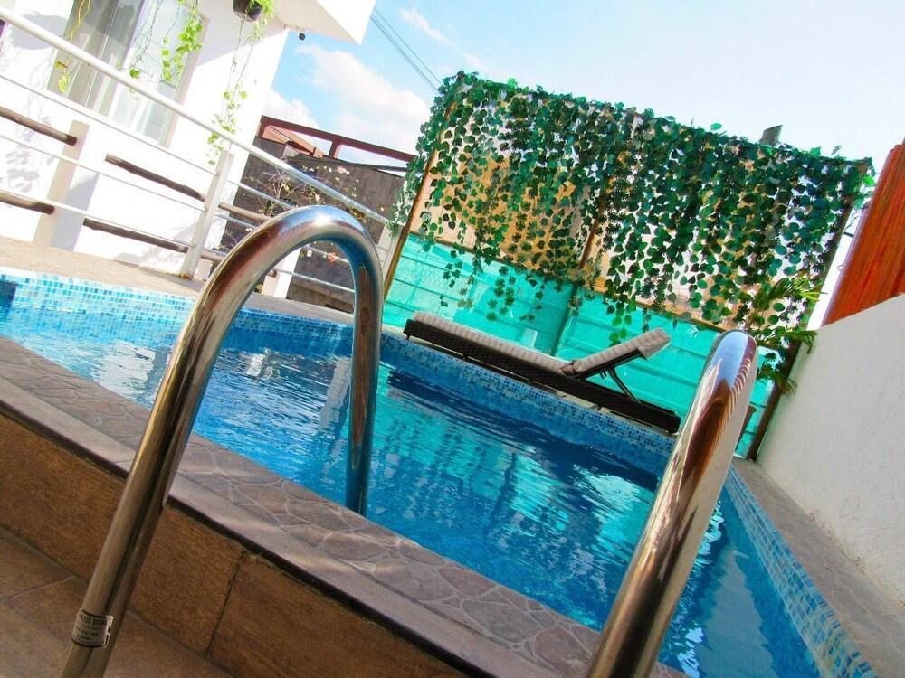 Hotel Coconut Boutique 3*