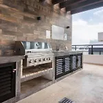 Onebr W Balcony Or Small Studio In Playa Del Carmen, Bbq, Pool Infinite, Whirlpool, Ac, Tv Smart, 200Mb