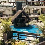 Aldea Thai By Oceanfront
