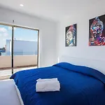 Beautiful And Comfy Penthouse&Apartment
