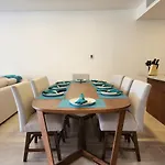 Luxury Swim-Up Apartment And Private Beach Club