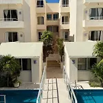 Luciana Hotel & Beach Club