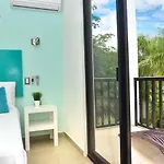 Villa Pearl, 5 Minutes Walk To The Private Beach