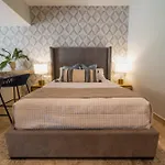 Luxury Studio With Pool And Gym - Modern And Central - At Syrena Condos 201