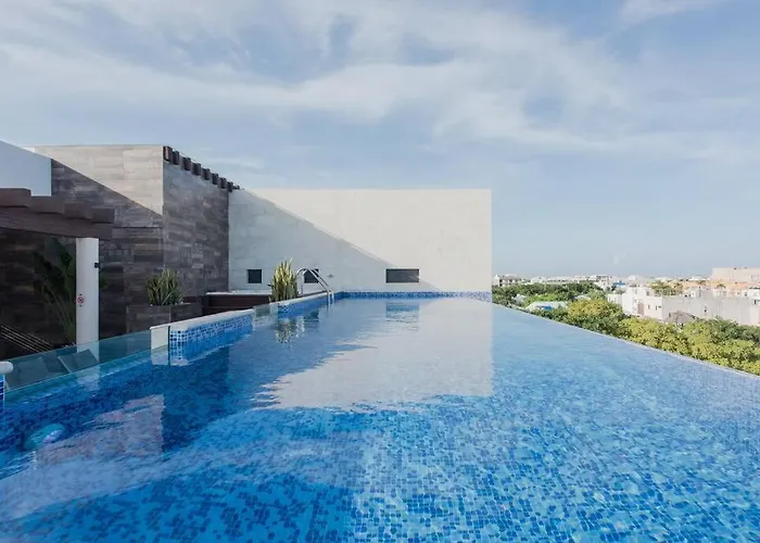 Onebr W Balcony Or Small Studio In Playa Del Carmen, Bbq, Pool Infinite, Whirlpool, Ac, Tv Smart, 200Mb