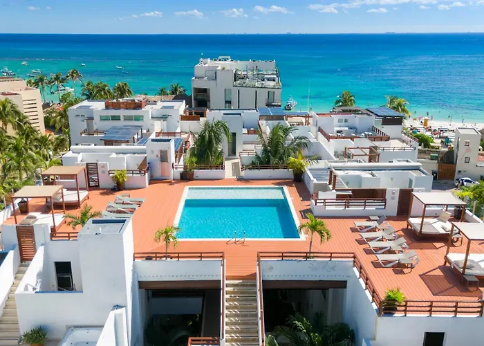 Modern 2 Bedroom Condo With Pool - Near To The Beach - Casa Del Mar 113