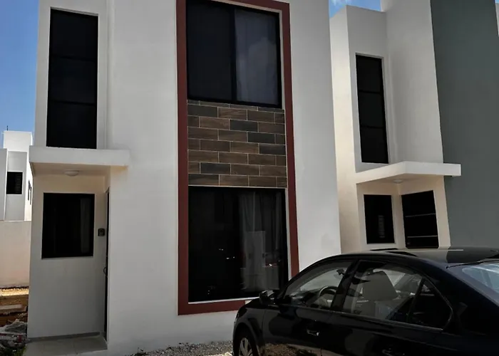 Casa Aak