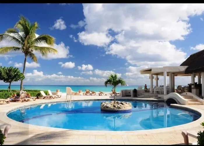 Beachfront 1 Bedroom Ocean View