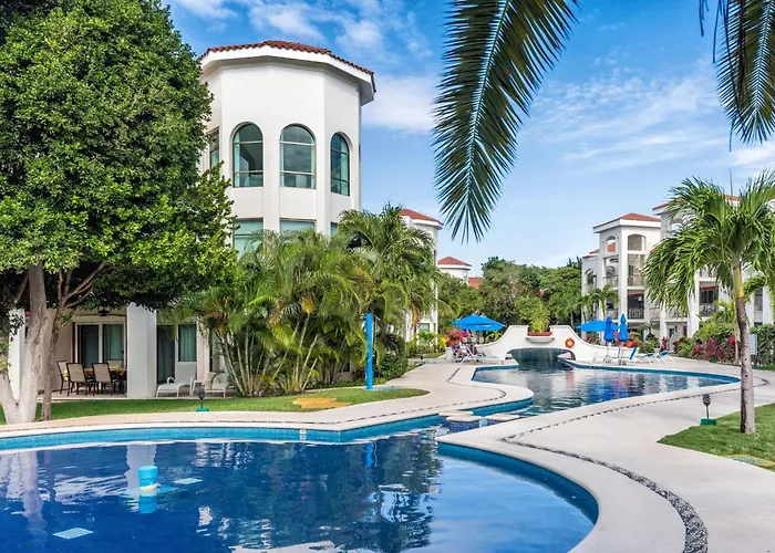 Luxury Oasis In Playacar - Tropical Pool