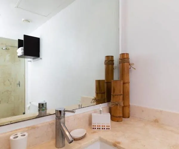 Elements Garden House 20