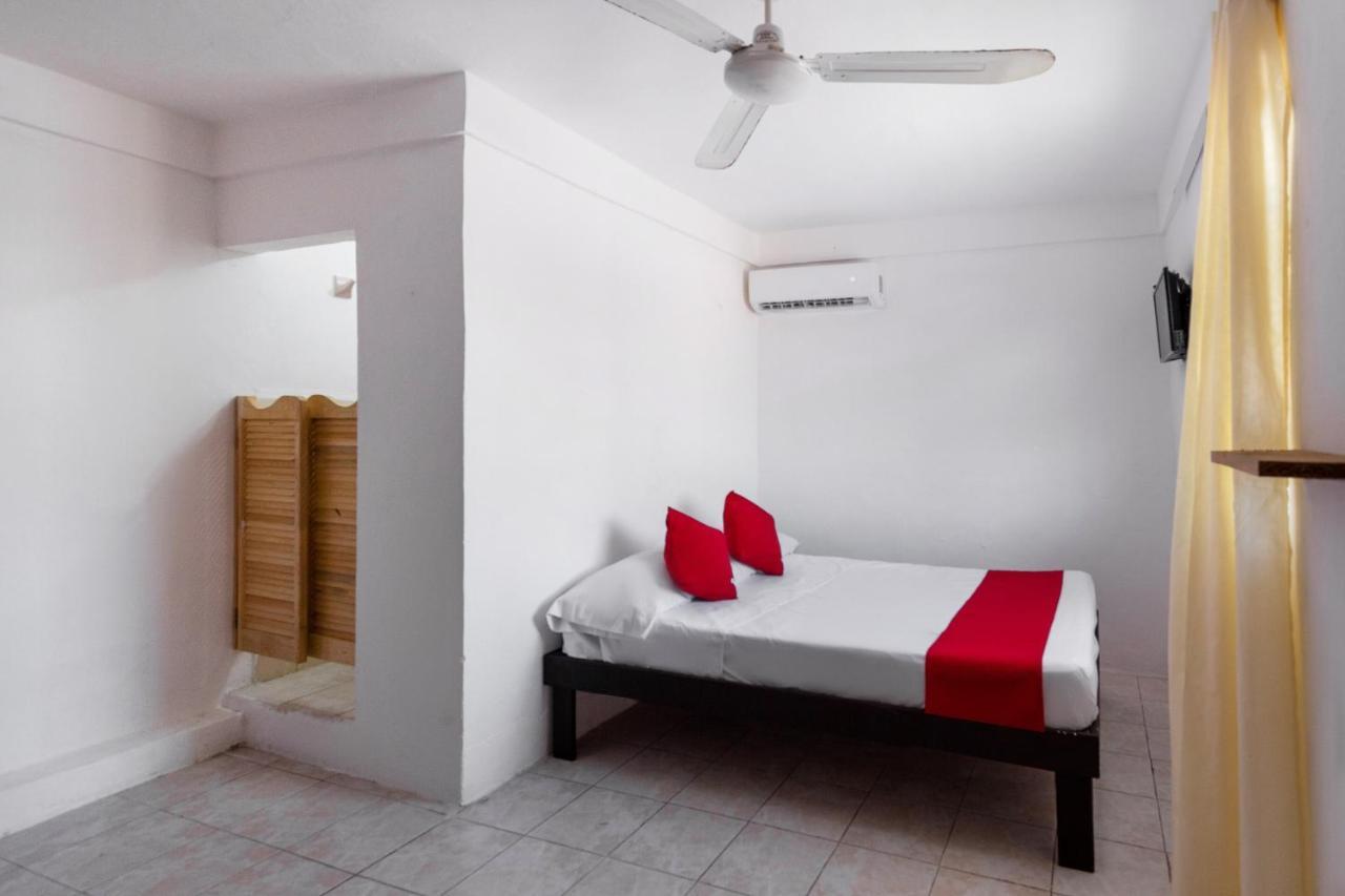 Hotel Oyo Roma Playa del Carmen