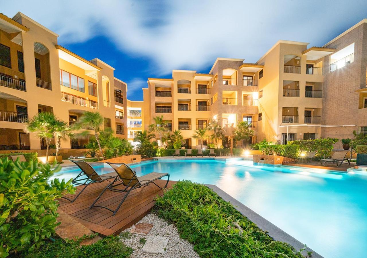 Beachfront 1 Bedroom - El Faro, Surf 407 Holiday home Playa del Carmen