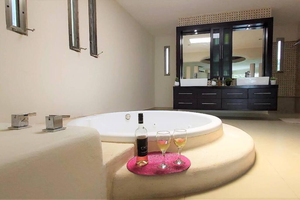 Villa Deluxe Cartagena * Playa del Carmen