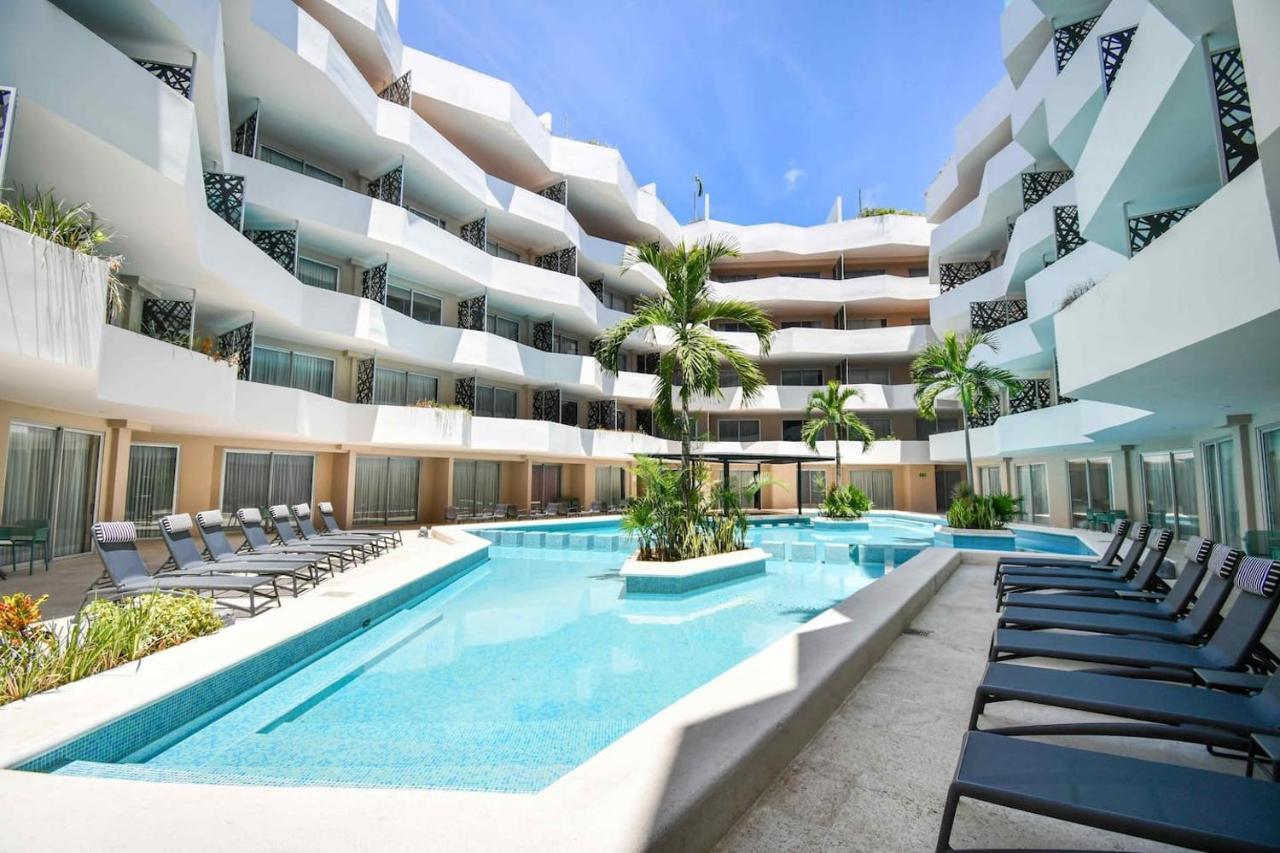The Gallery Playa De Carmen Apartment