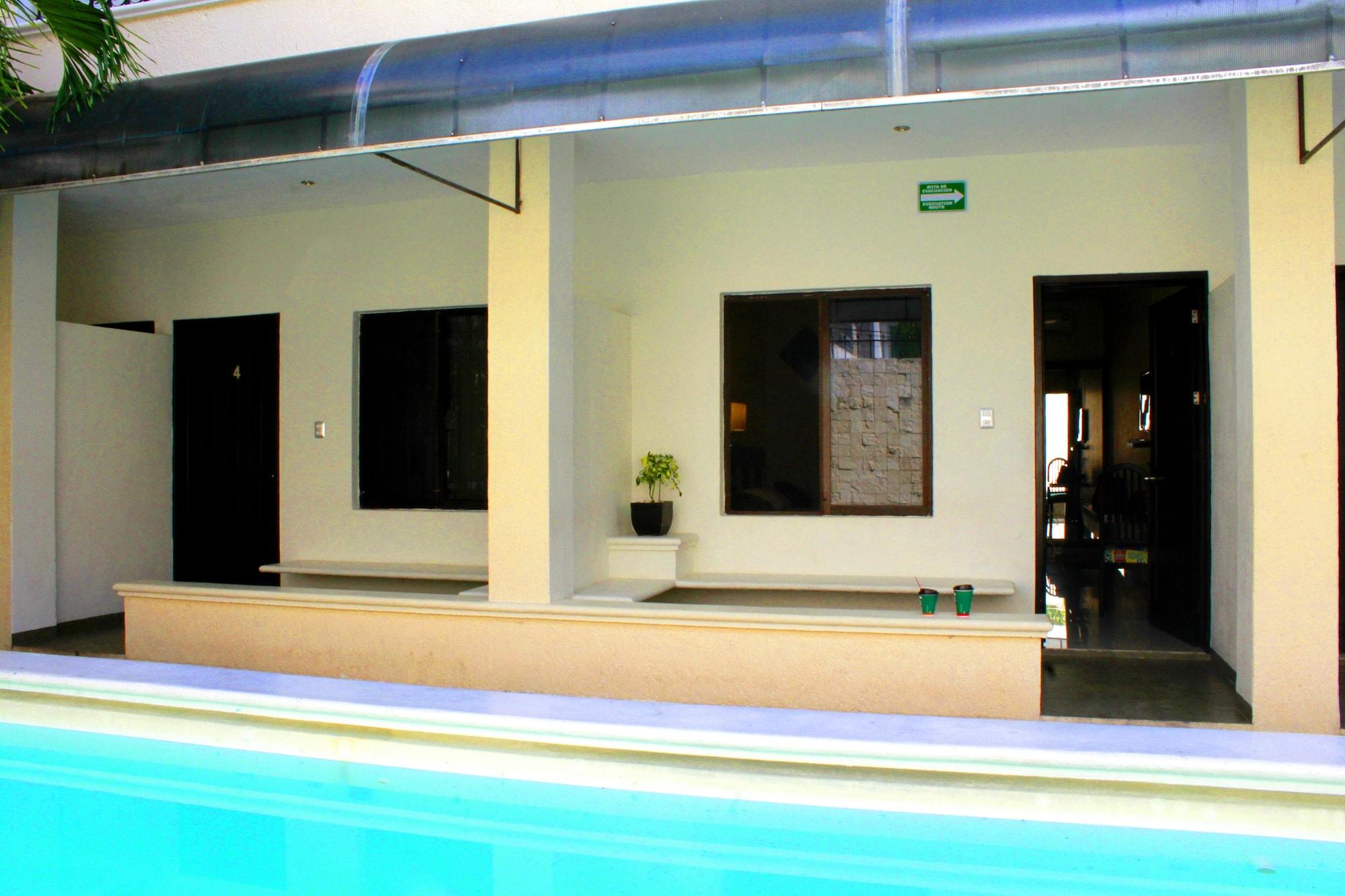 Nautilus Khách sạn 3*