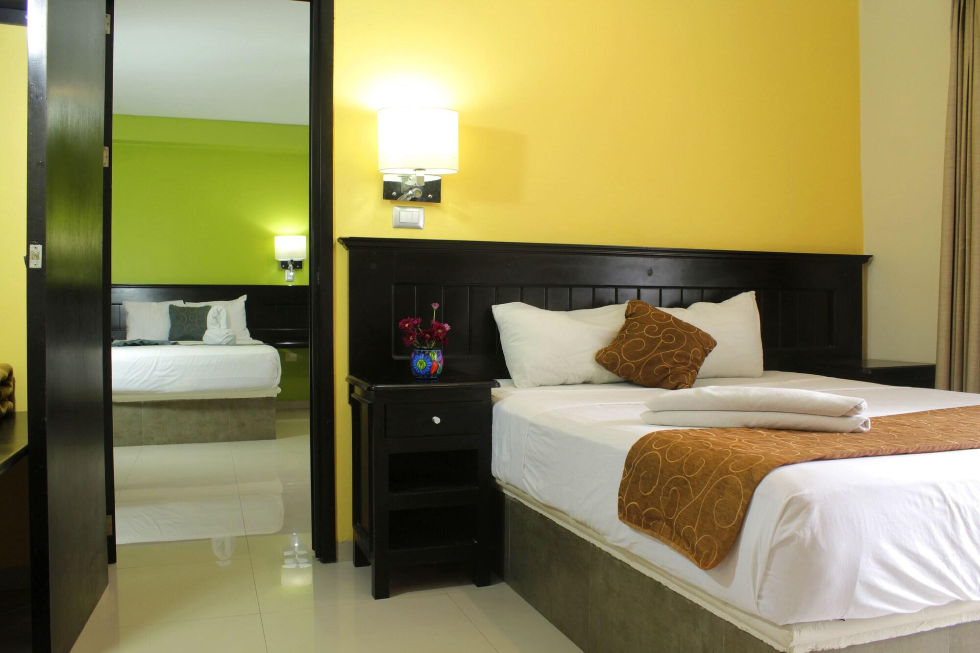 Khách sạn Nautilus Playa del Carmen