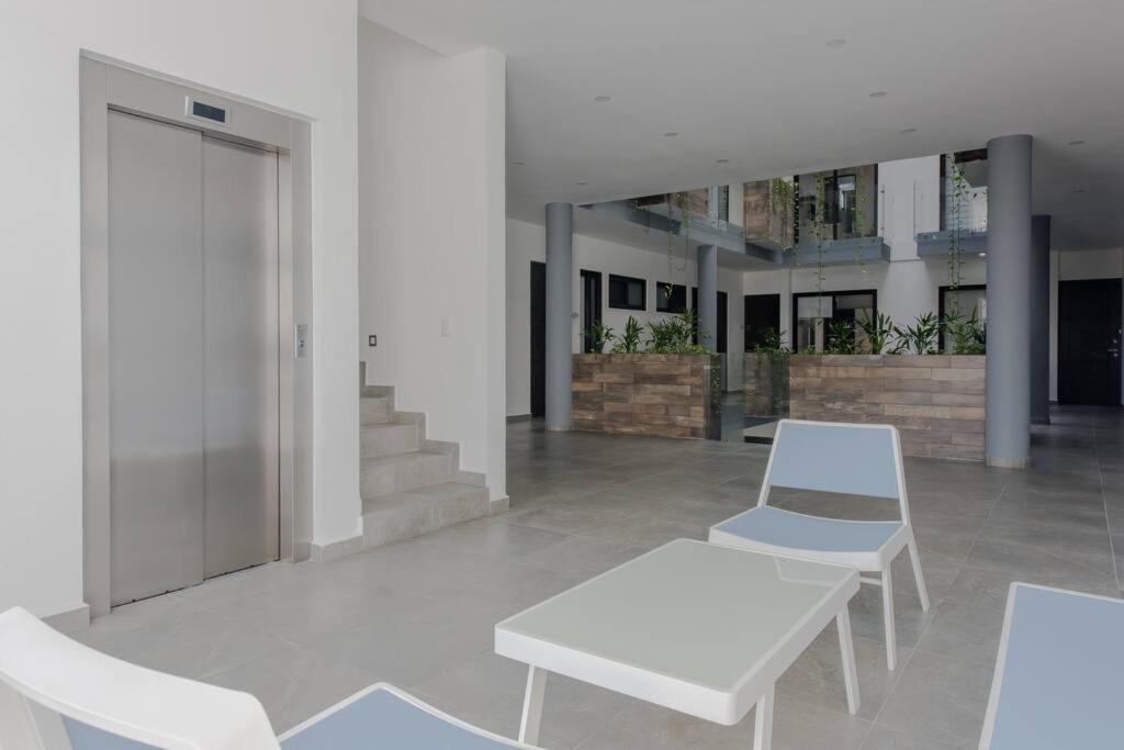 Onebr W Balcony Or Small In Playa Del Carmen, Bbq, Pool Infinite, Whirlpool, Ac, Tv Smart, 200mb Aparthotel Playa del Carmen