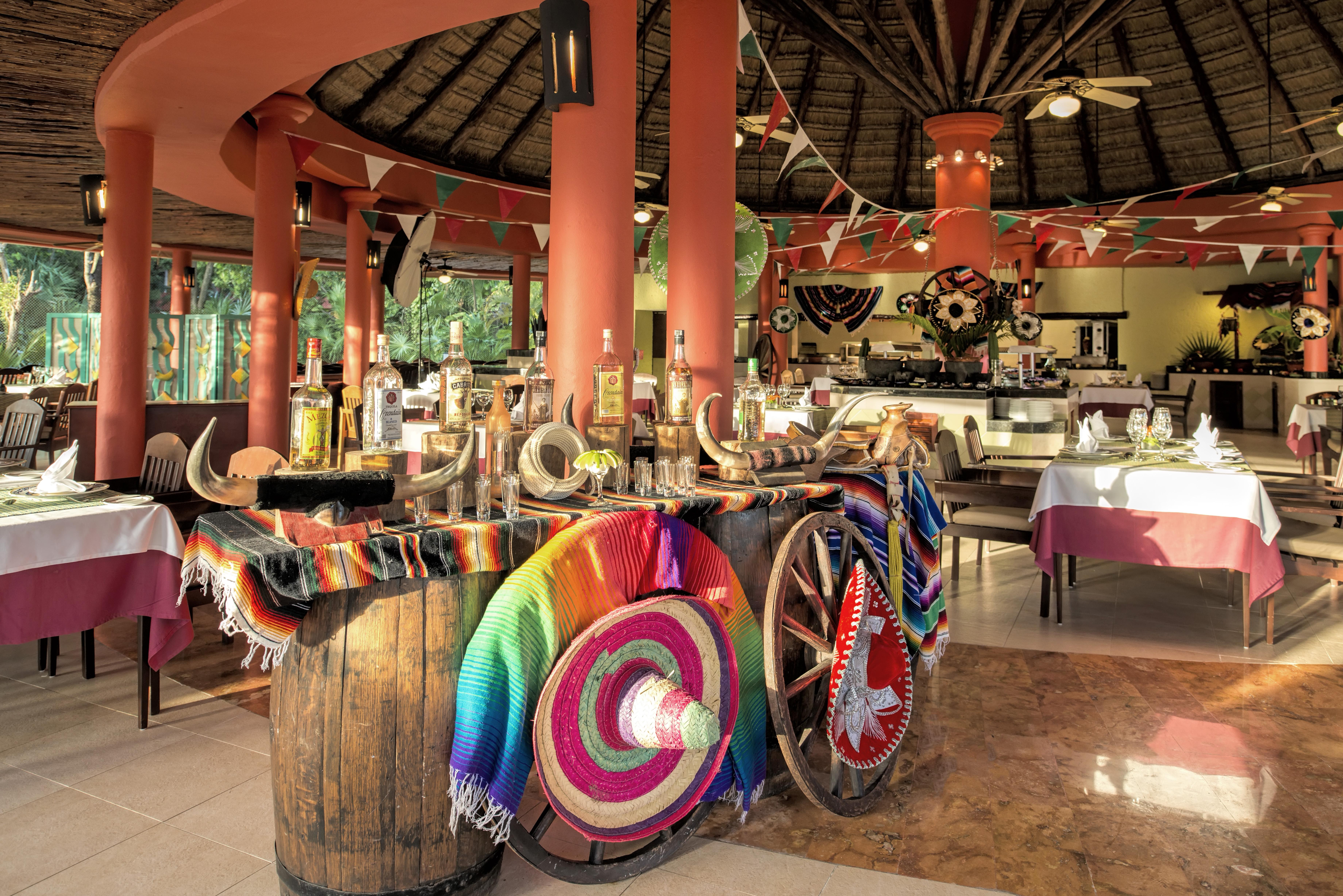 Khu nghỉ mát Iberostar Waves Tucan 5*