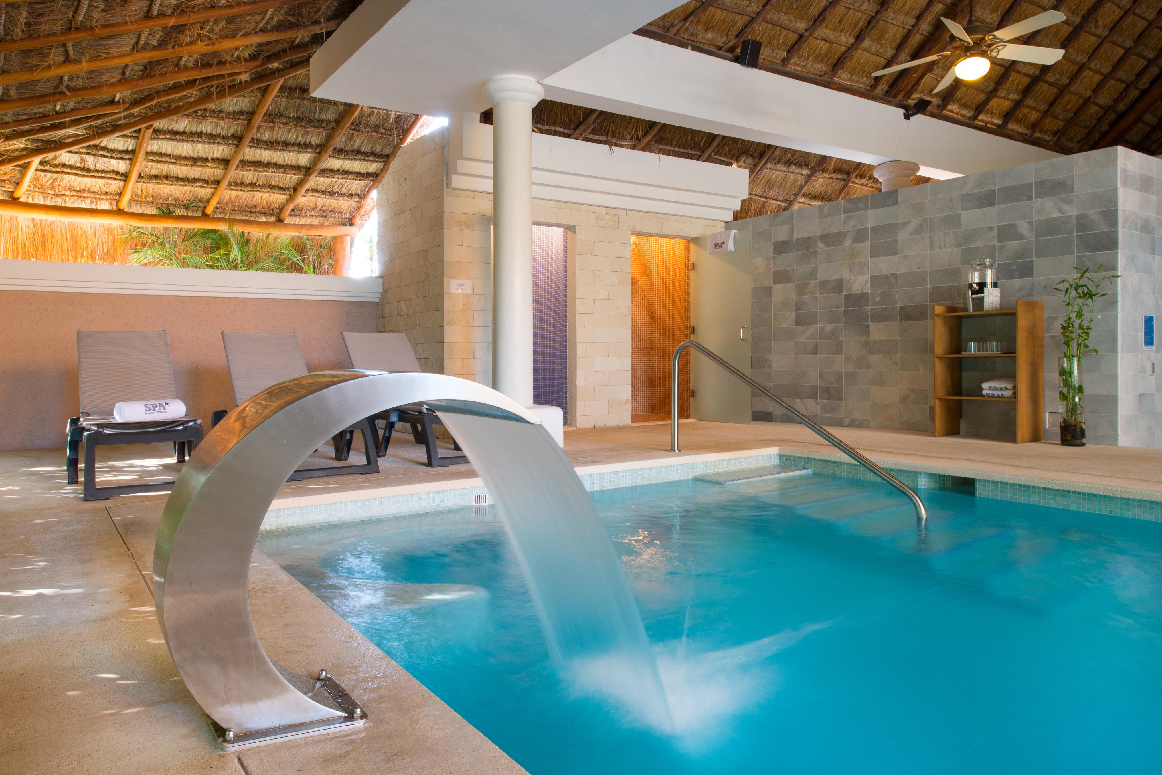 Iberostar Waves Tucan Khu nghỉ mát 5*