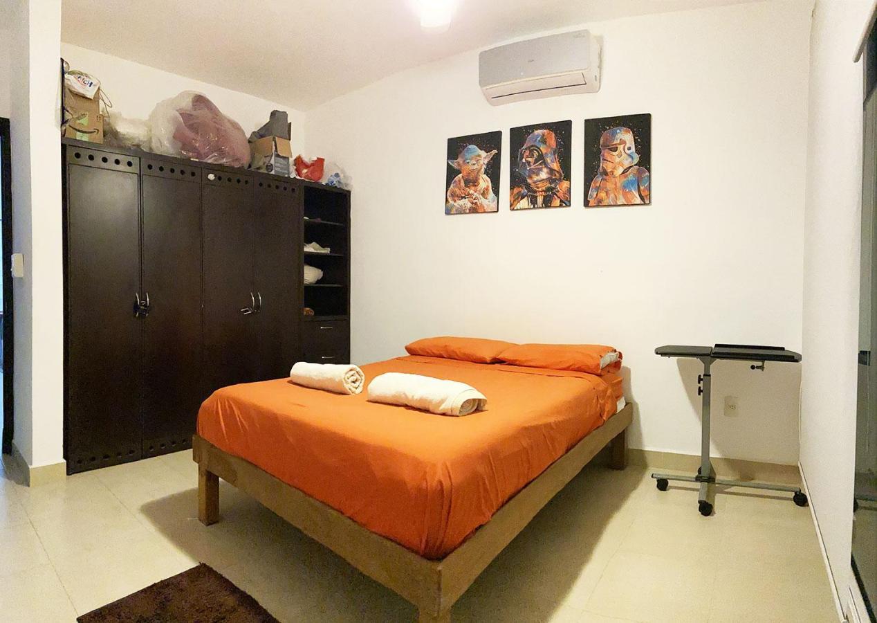 Nhà nghỉ Geek-chic Townhouse *