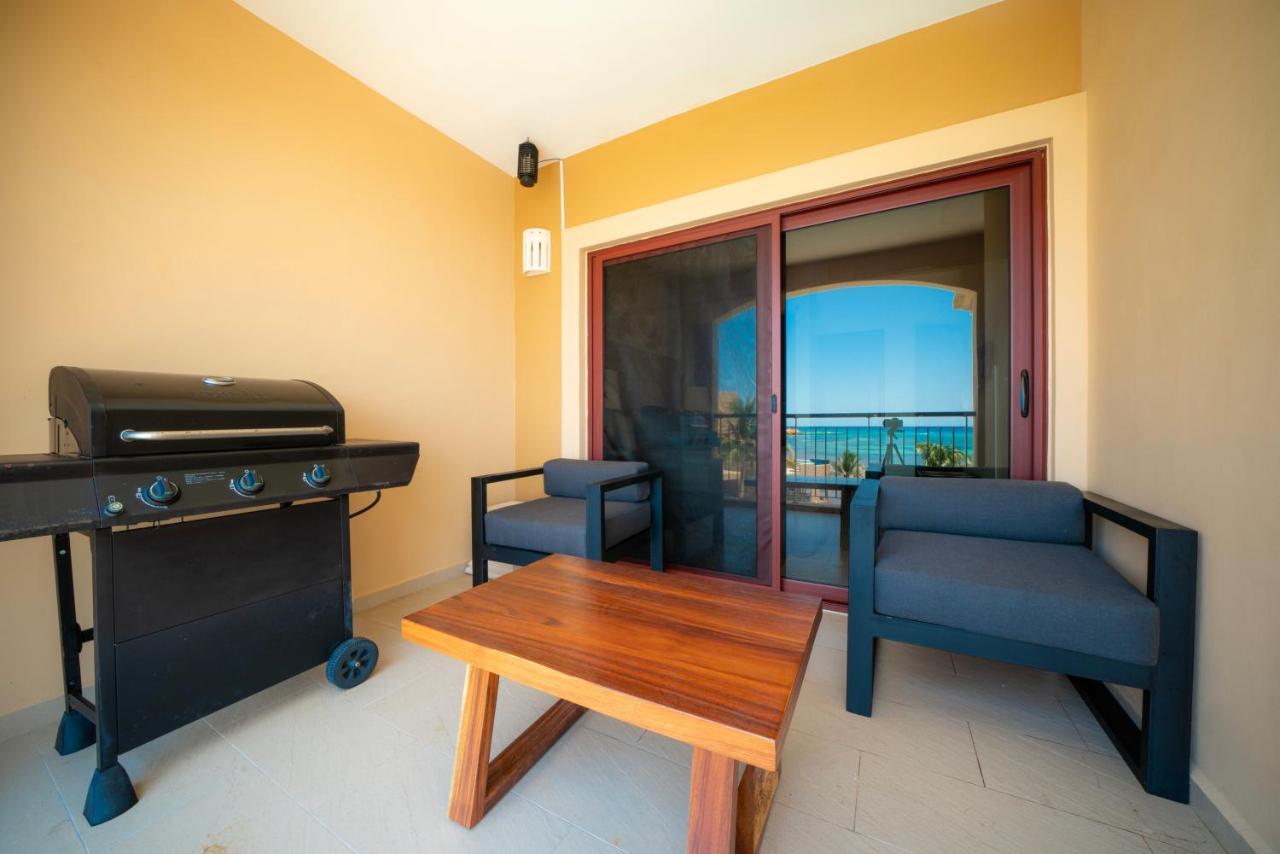 Holiday home Surf 405 - Luxury Oceanview Beachfront 3 Bedroom With Gym - At El Faro