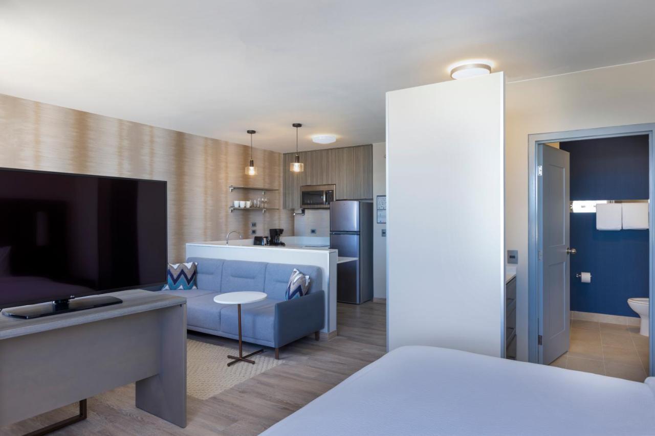 Hotel By Marriott Playa del Carmen