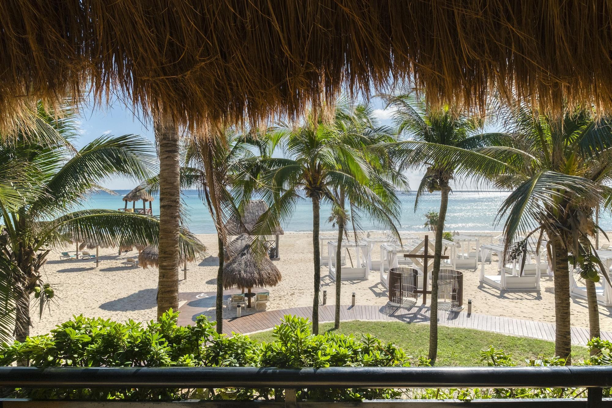 Iberostar Waves Tucan Khu nghỉ mát
