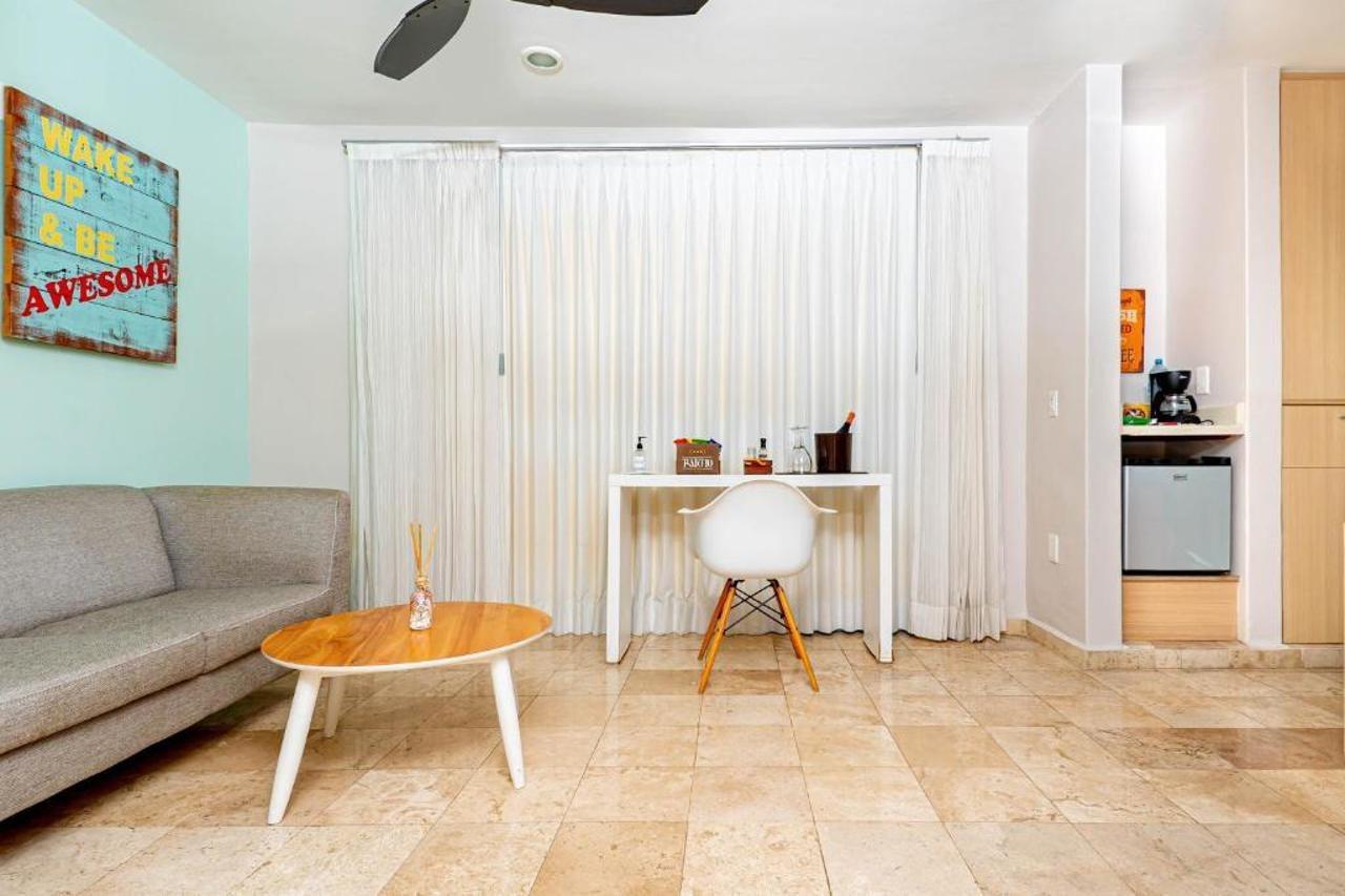Boutique Rato 10 Hotel