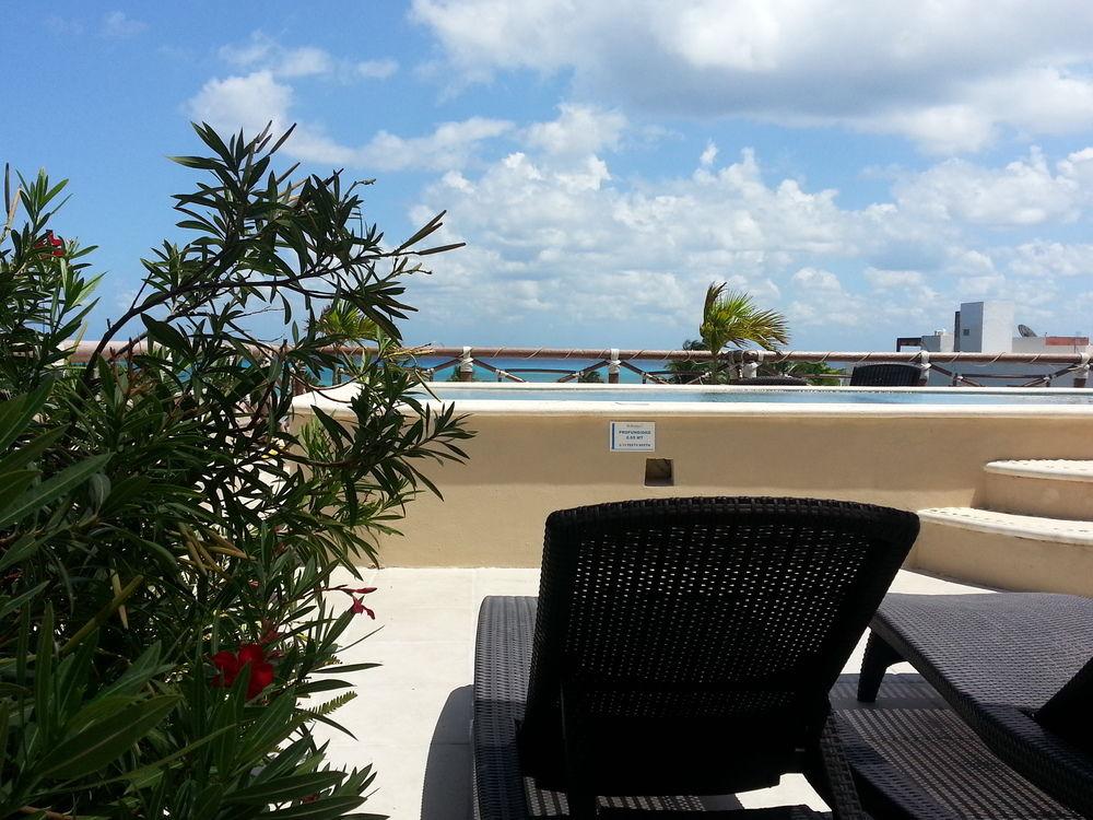 The Blue Pearl Playa del Carmen