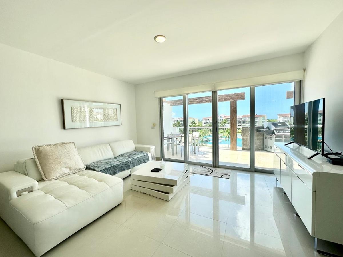 Luxury Beachfront At Mareazul Apartment