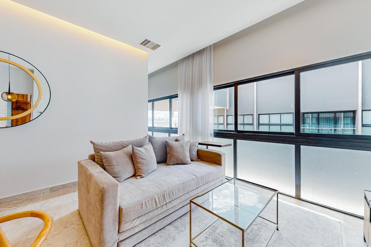Singular Dream, Unit B 504 * Playa del Carmen