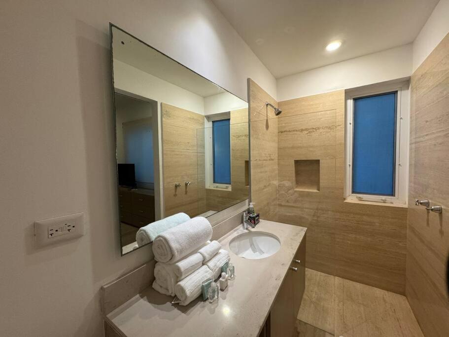 La Mejor Ubicacion En Playa! Apartamento
