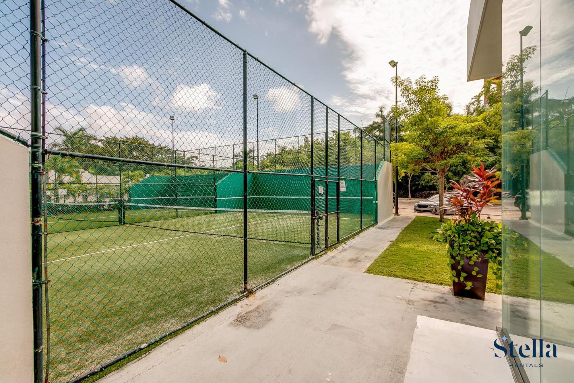 Căn hộ Golfers' Paradise At Nick Price Residences!