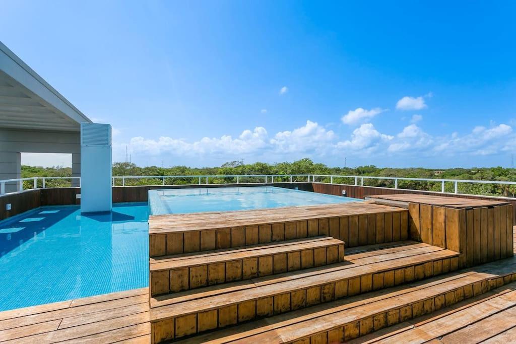 Căn hộ Golfers' Paradise At Nick Price Residences! *