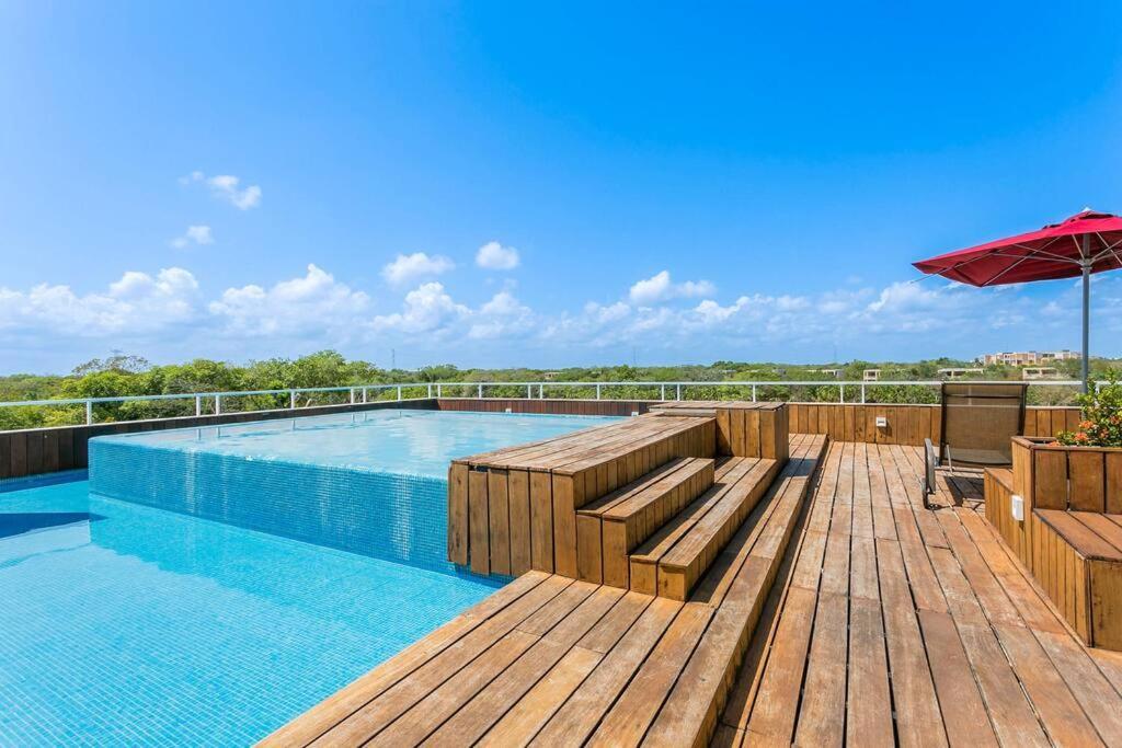 Căn hộ Golfers' Paradise At Nick Price Residences!