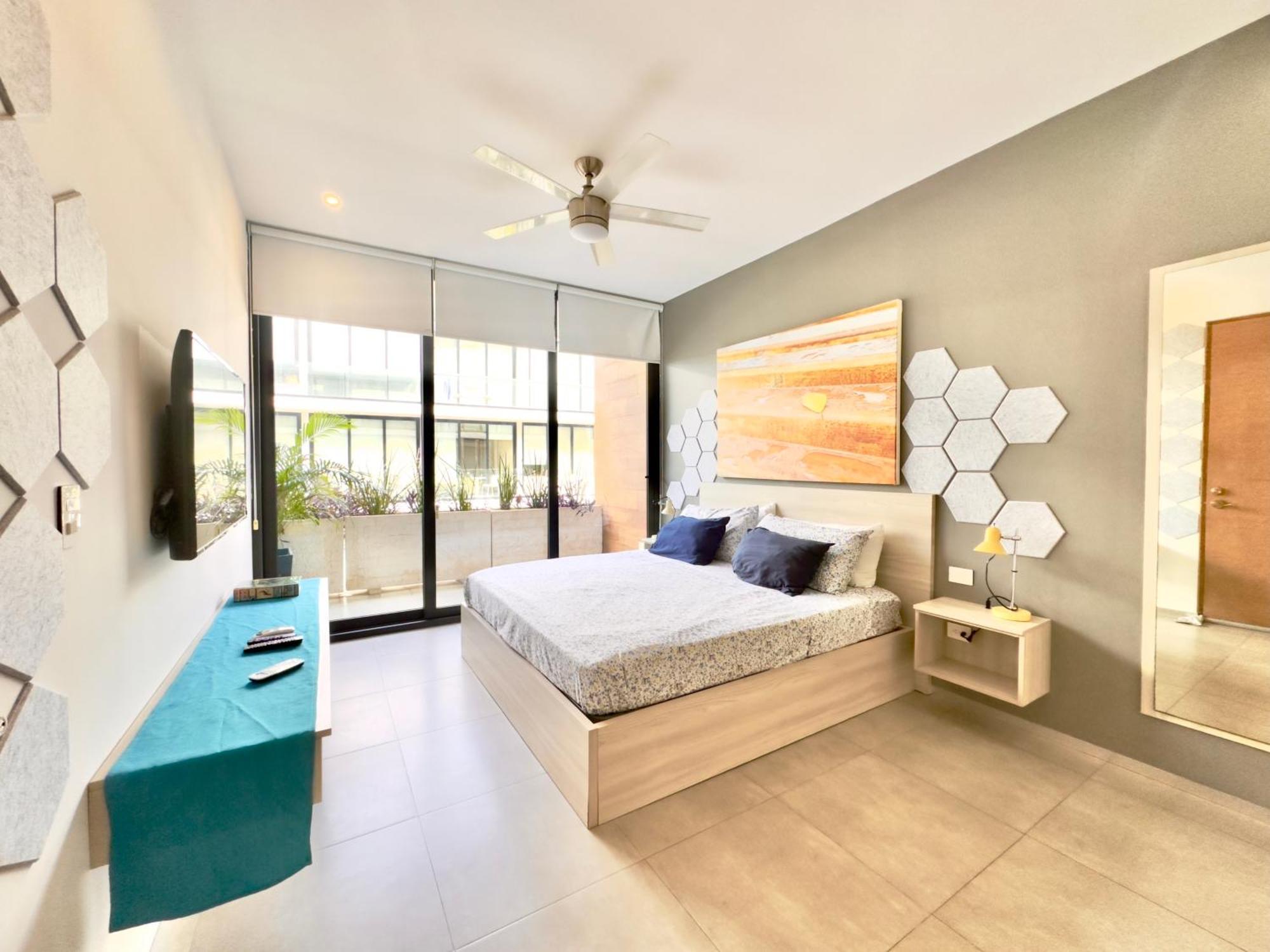 Guest house The By Menesse