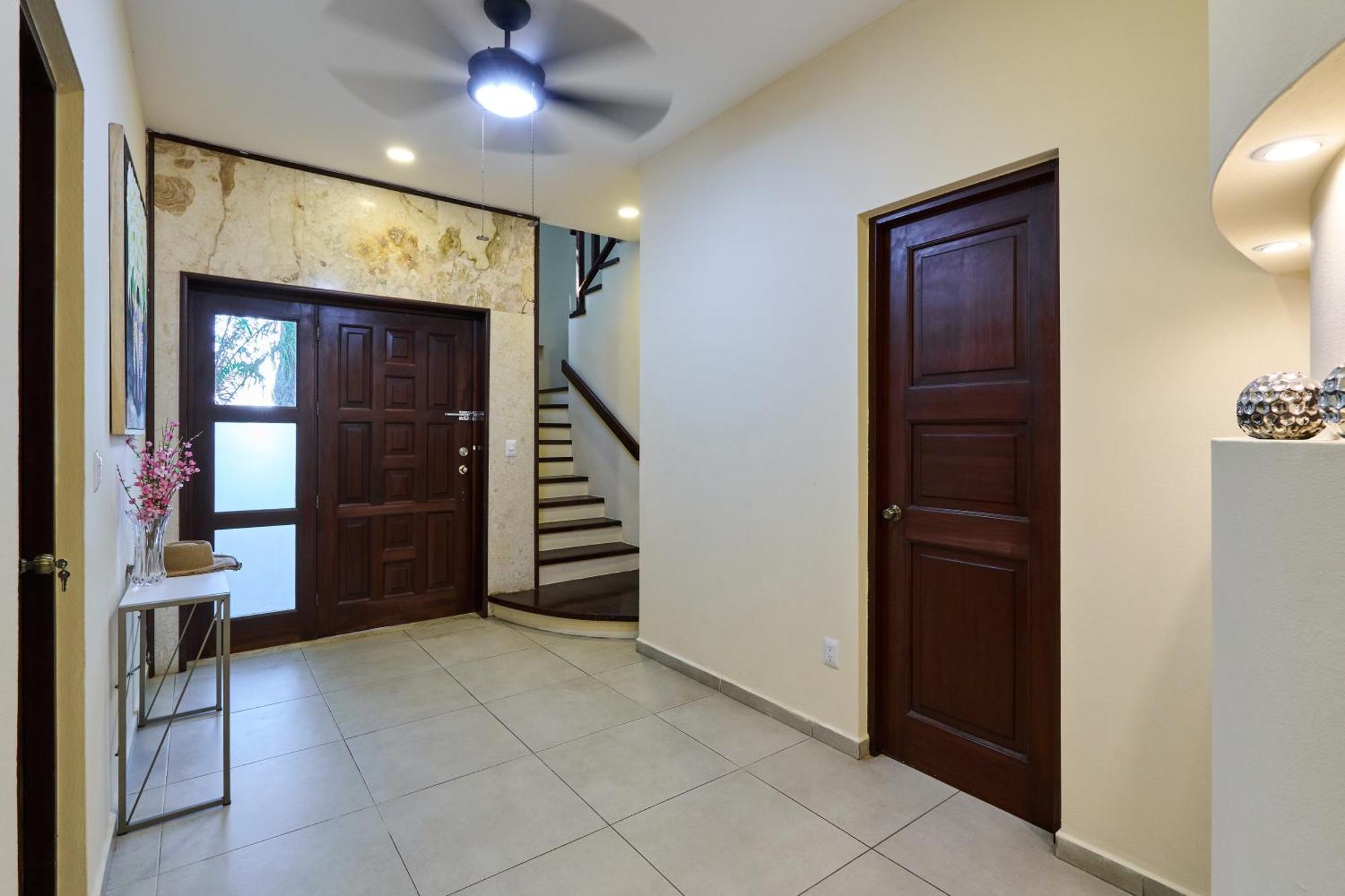 Spacious And Stylish Vacation For 8 With Private Pool And Large Terrace Holiday home Playa del Carmen