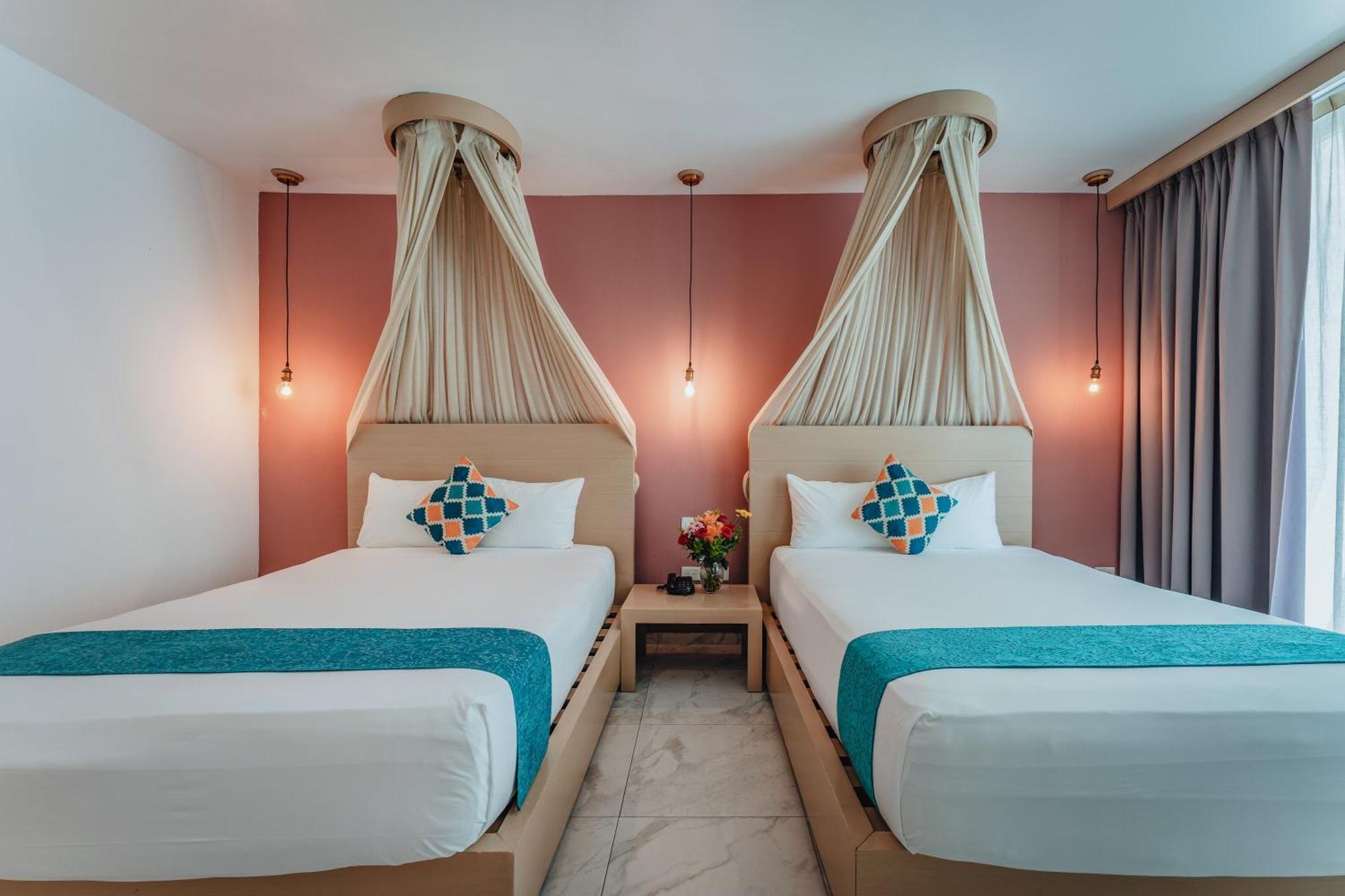 Khách sạn Soho Playa