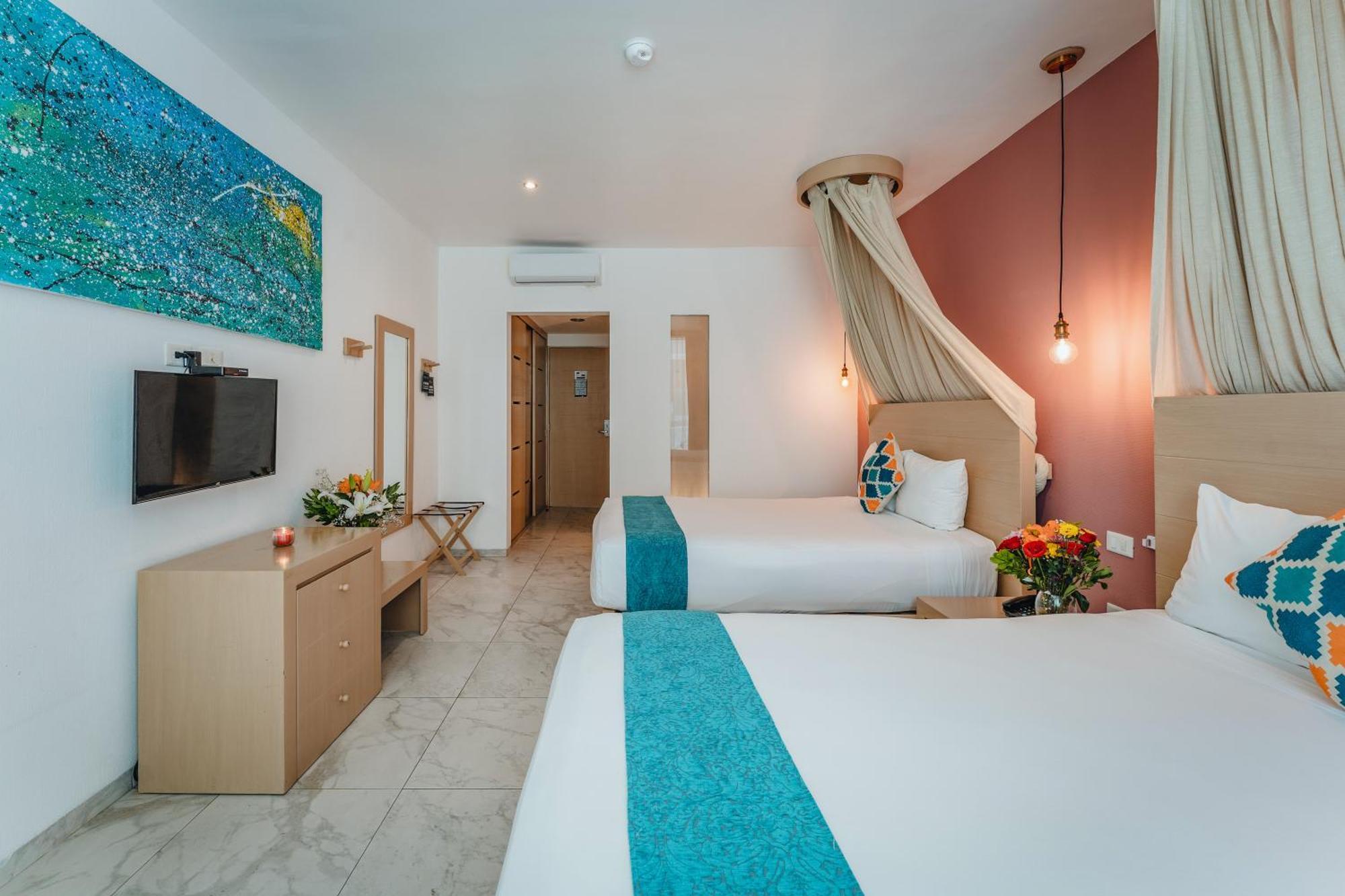 Soho Playa Khách sạn