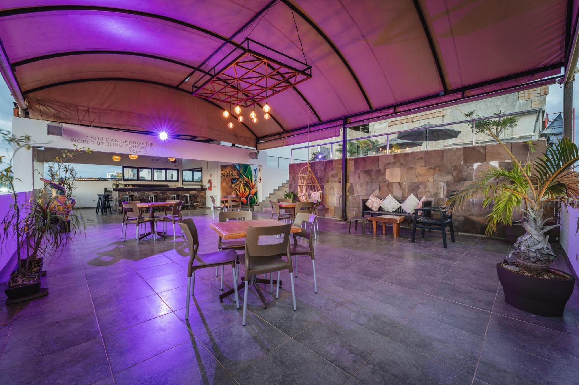 Khách sạn Soho Playa