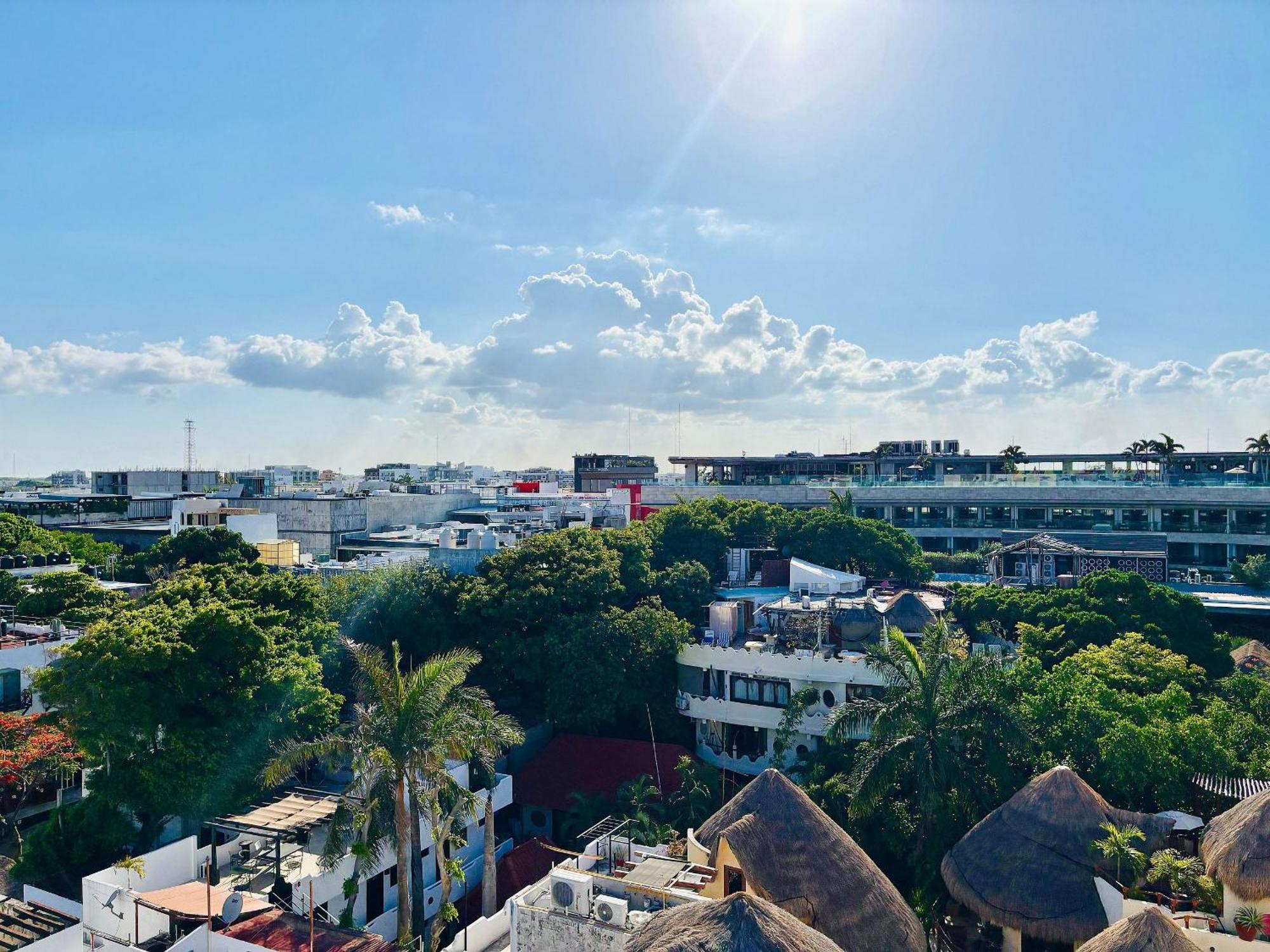 1 Block From The Ocean And 5thav * Playa del Carmen