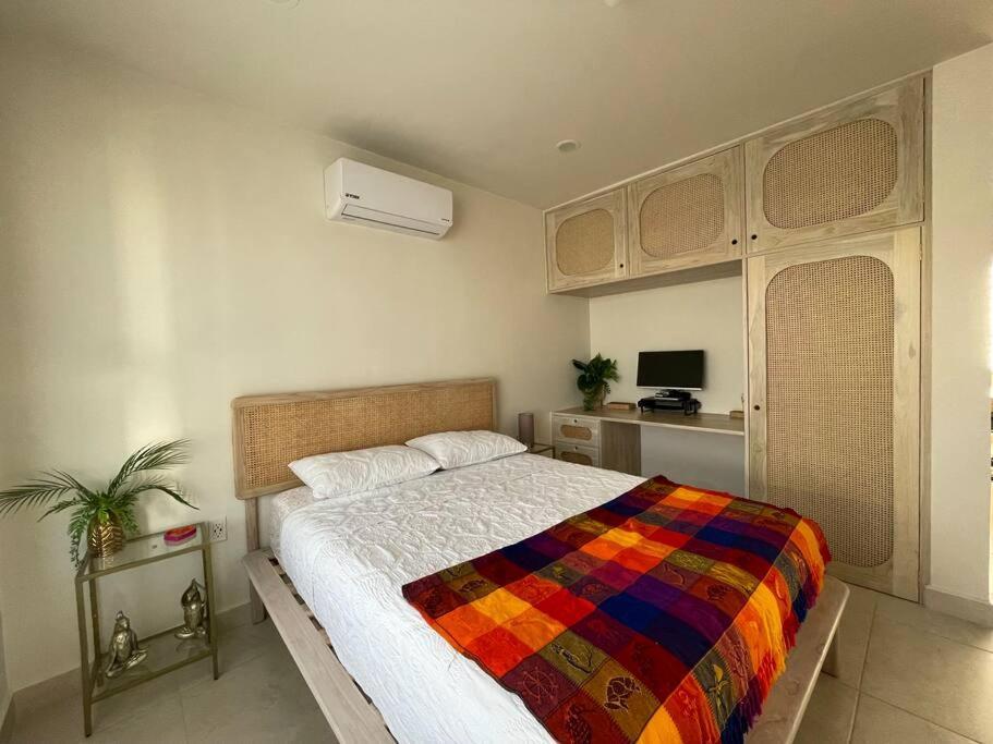 Villa Hermosa Casa De 3 Pisos En De Lujo