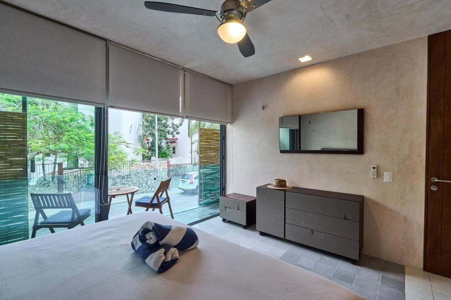 Downtown 4br At 200m 2 Apts In One Apartment