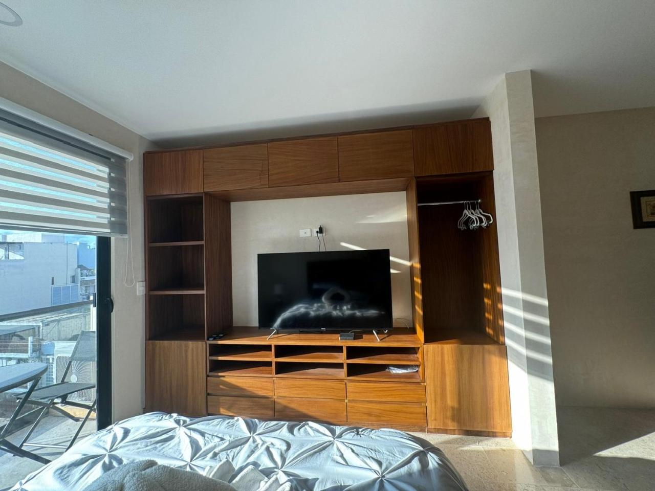 Savage 1br Rooftop Apartment